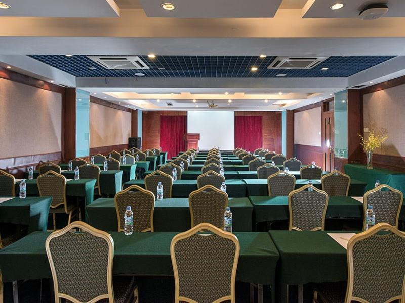 Vienna Hotel Kuangcsou Kültér fotó