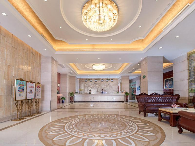 Vienna Hotel Kuangcsou Kültér fotó